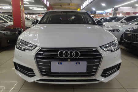 红河二手奥迪A4L 2018款 30周年版 45 TFSI quattro运动版