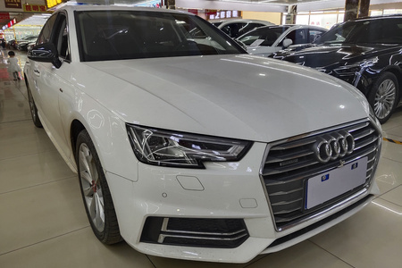 红河二手奥迪A4L 2018款 30周年版 45 TFSI quattro运动版