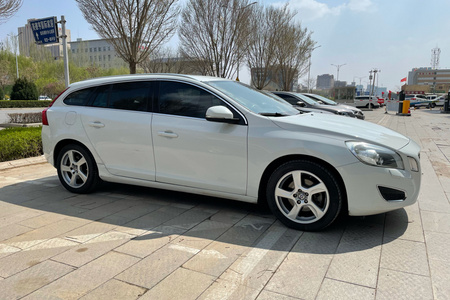 吴忠二手沃尔沃V60 2013款 T5 智尊版