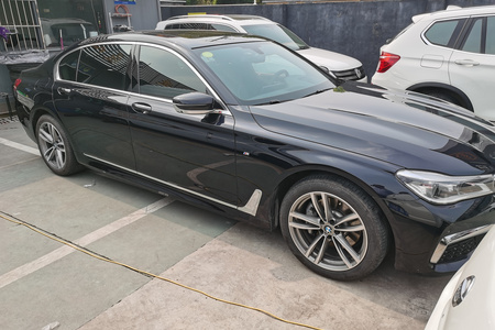 南京二手宝马7系 2018款 730Li 2.0T 手自一体 尊享版 M运动套装