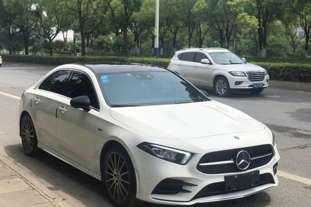绍兴二手奔驰A级 2019款 A 200 L 运动轿车 先型特别版